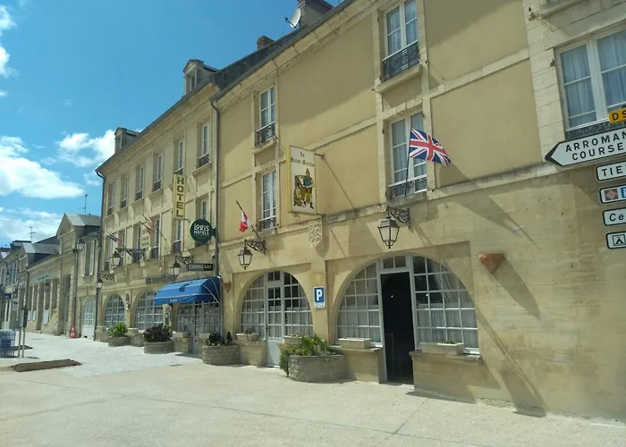 Hostellerie Saint Martin- Logis Hotel Et Restaurant