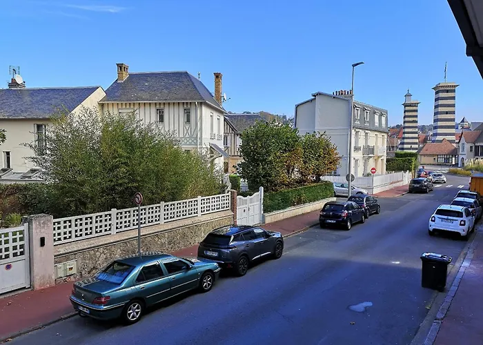 Appartement Le Mermoz - Deauville Centre, A 5 Min De La Plage